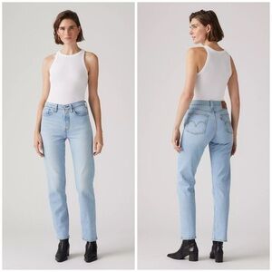 LEVI’S Ribcage Straight Jeans In Light Wash